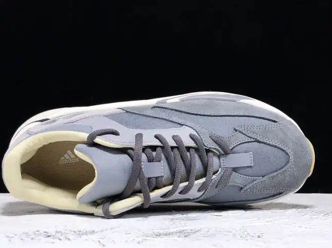 FV9922 v2 700 Adidas Boost 'Magnet' Yeezy 0529